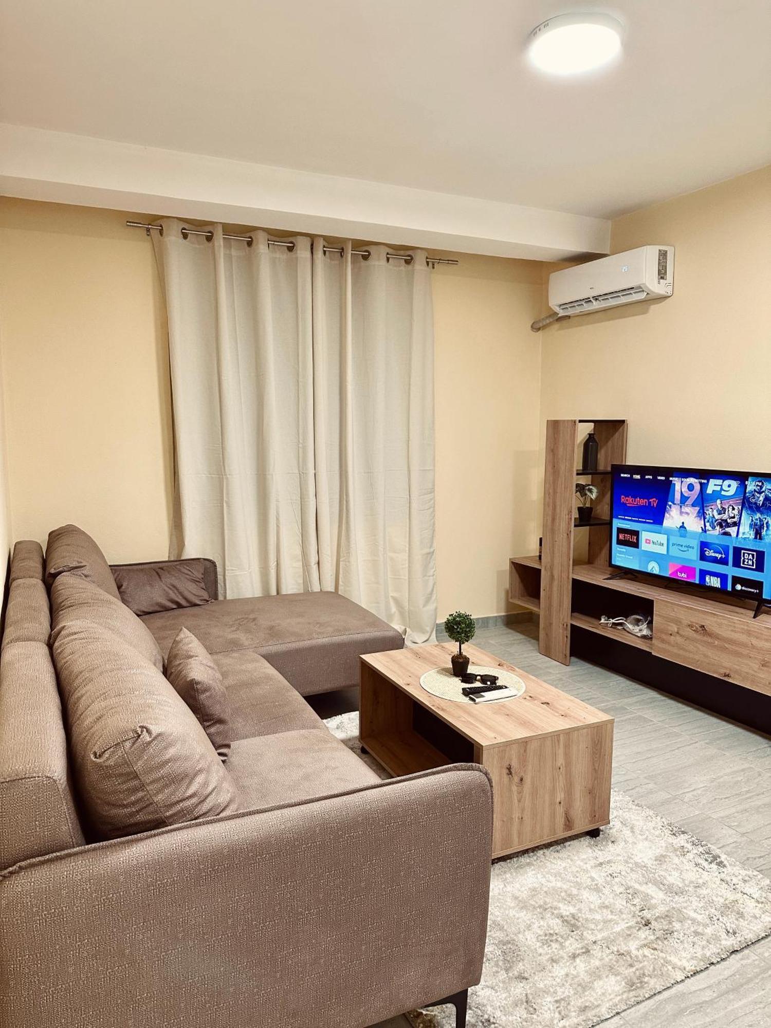 Urban Apartment In Blloku Tirana Extérieur photo