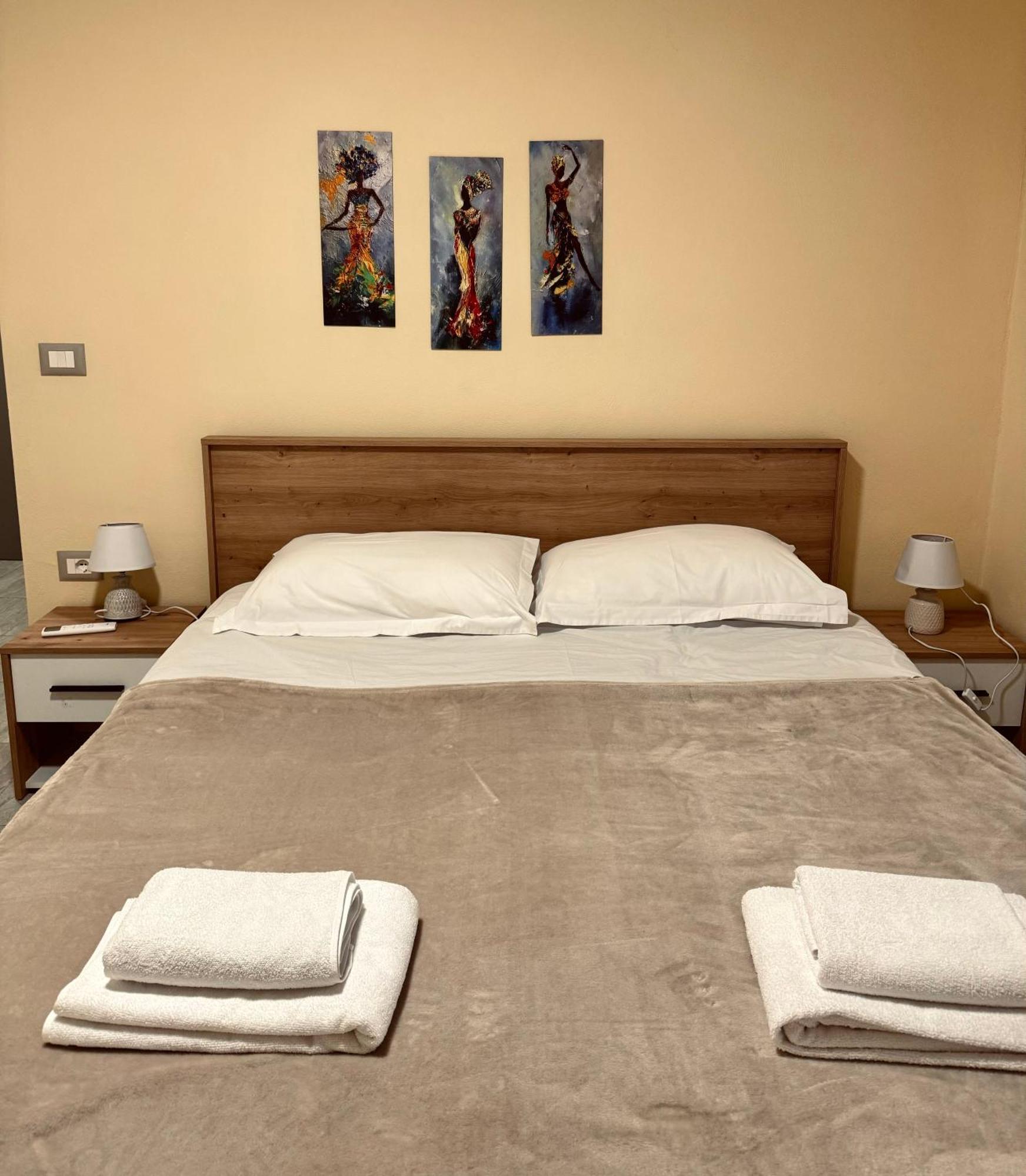 Urban Apartment In Blloku Tirana Extérieur photo